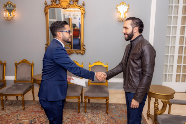 Nicaragua hace entrega de cartas credenciales en el Salvador