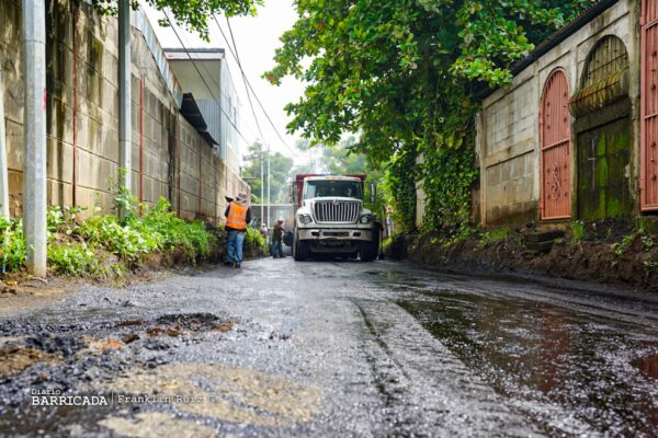 Nuevas calles asfaltadas para el tránsito seguro en el barrio Concepción de María