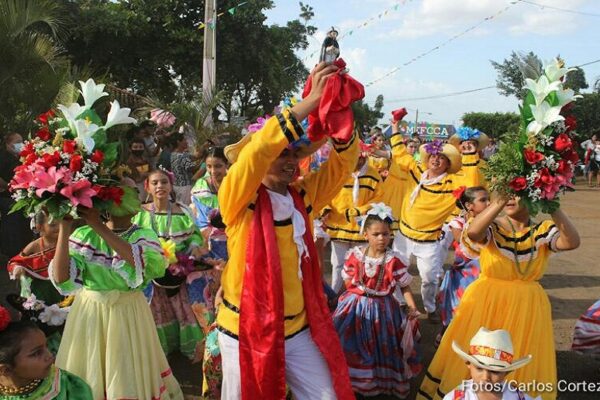 Feria Nacional «Viva Santo Domingo de Guzmán»: Una Celebración de Emprendimientos y Cultura