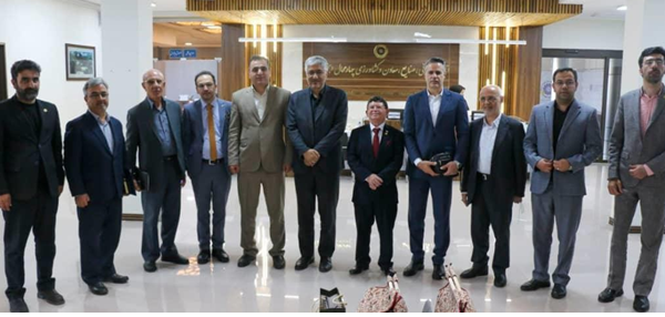 Embajador Nicaragüense visita la provincia de Chahar Mahal y Bajtiarí del País persa