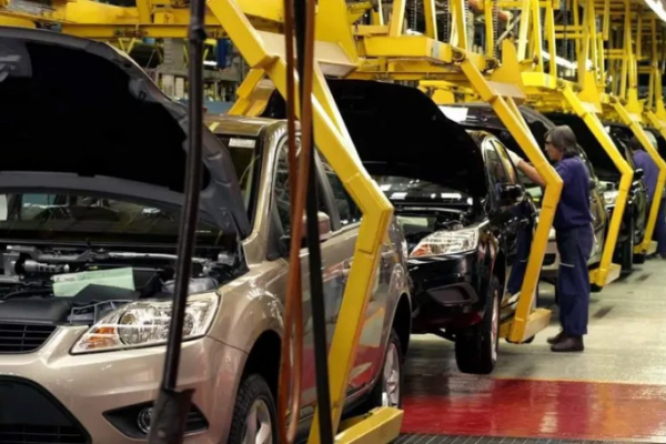 China y Europa fortalecen vínculos de industria automotriz con cooperación más estrecha