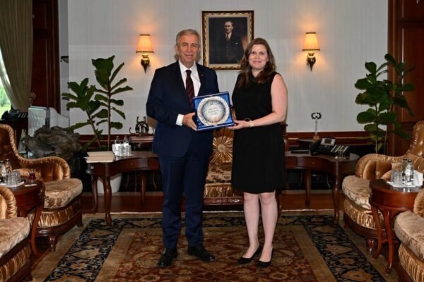 Embajada de Nicaragua en Türkiye fortalece lazos con la Ciudad de Ankara