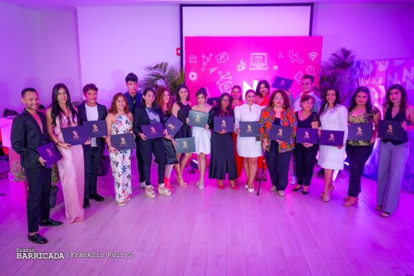 Nicaragua cuenta con 22 nuevos diseñadores de moda de la Escuela Creativa