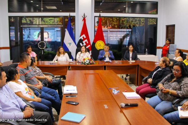 MINED inicia ciclo de conferencias magistrales sobre la historia de Nicaragua