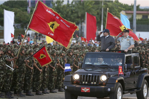 Celebración del 45 aniversario del Ejército de Nicaragua con desfile monumental