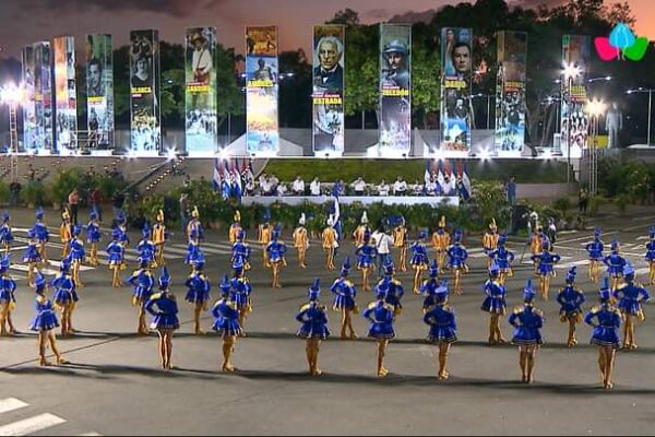 Presidente Ortega preside Desfile Escolar 2024 en homenaje a la Batalla de San Jacinto