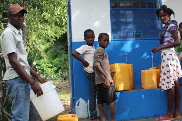 Trabajan en Haití por un mejor acceso al agua potable