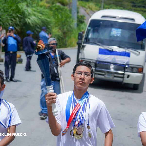Foto de (+Fotos) Antorcha de la Unión Centroamericana en Nicaragua