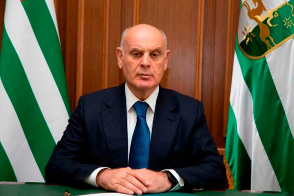 Presidente de Abjasia felicita a Nicaragua por su 203 Aniversario de Independencia