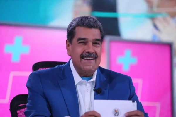 Inicia Congreso Mundial contra el Fascismo en Venezuela