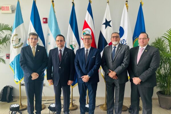 Nicaragua Acoge la II Reunión del Consejo de Ministros de Integración Económica
