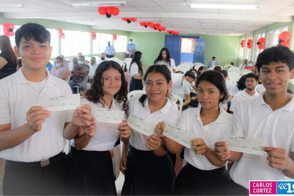 Bonos para bachilleres serán entregados del 24 al 27 de noviembre