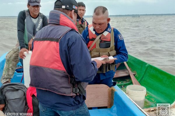 Ejército de Nicaragua Apoya a INPESCA en Operativo de Fiscalización Pesquera