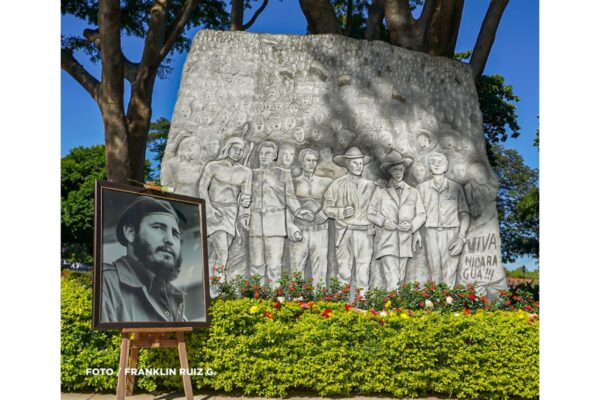 Juventud Sandinista honra legado del Comandante Fidel Castro