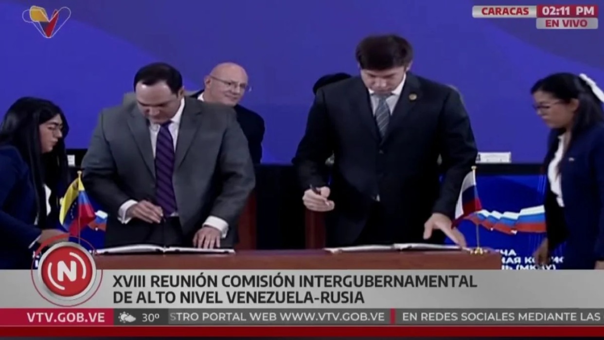 Venezuela y Rusia suscriben nuevos acuerdos energéticos durante XVIII Reunión de la CIAN