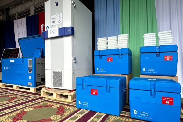 MINSA Entrega Equipos para el Almacenamiento y Traslado de Vacunas a Bajas Temperaturas