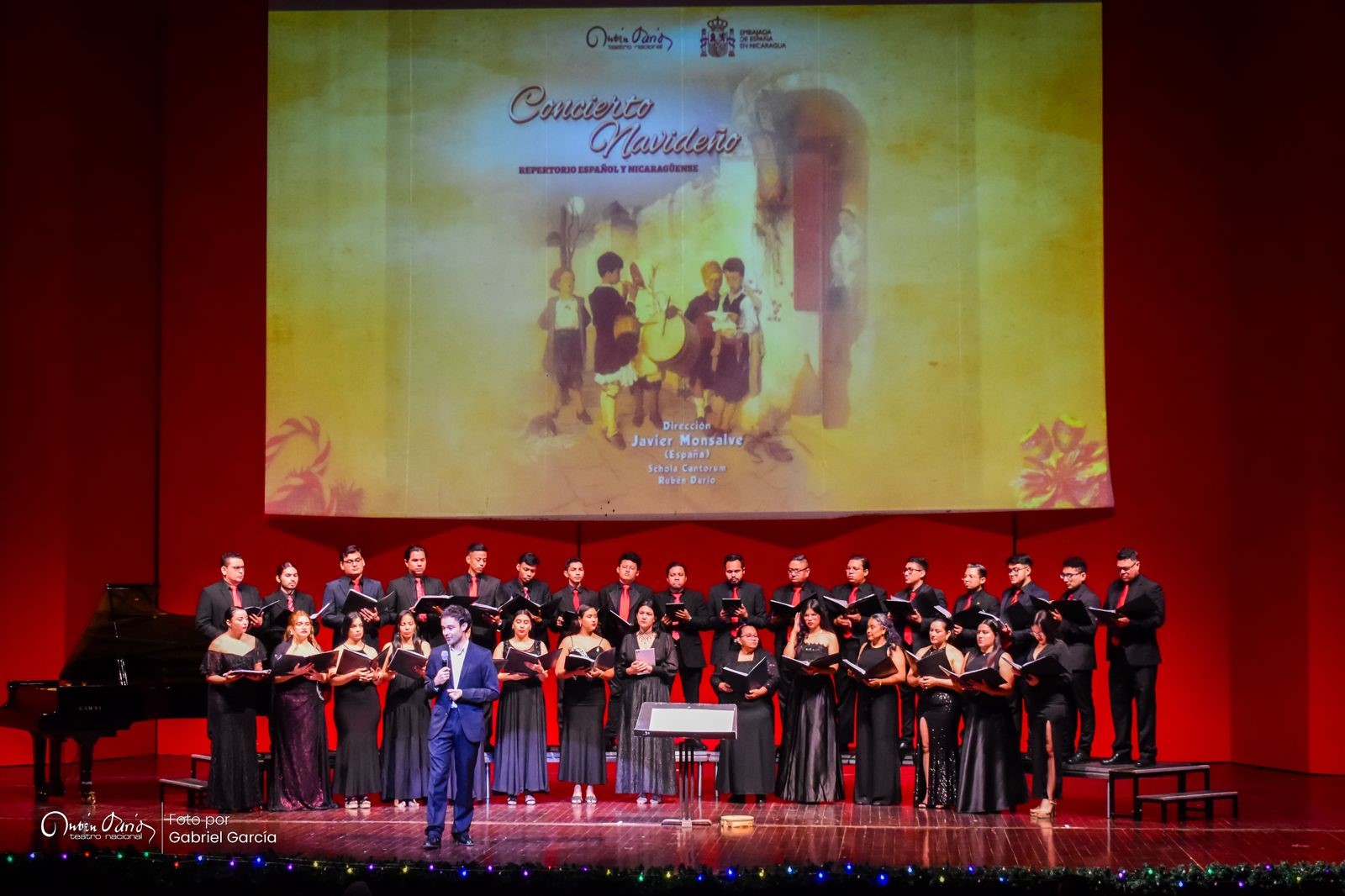 Concierto navideño con el maestro español Javier Monsalve