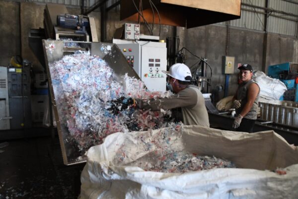 MARENA, realiza visita a la Empresa Grupo Industrial de Calzado y Plástico, CAPLA S.A.