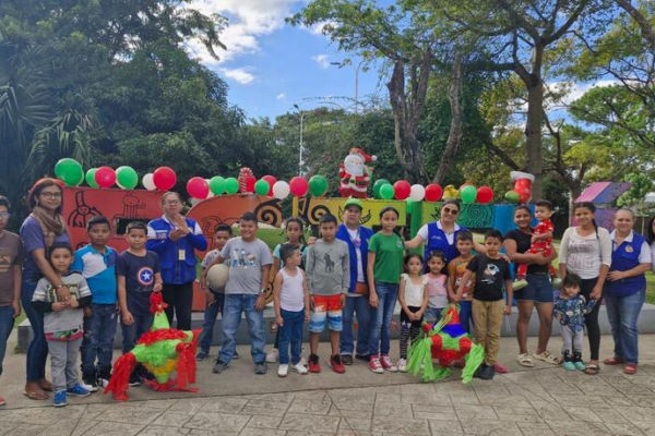 Vivimos en paz, alegría, amor y unidad