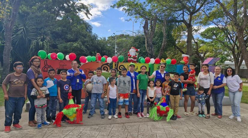 Vivimos en paz, alegría, amor y unidad