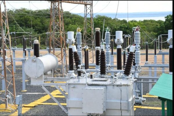 Marena visita Empresa Geotérmica