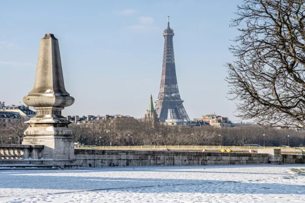 Francia: Alerta naranja por hielo y nieve en al menos 30 departamentos