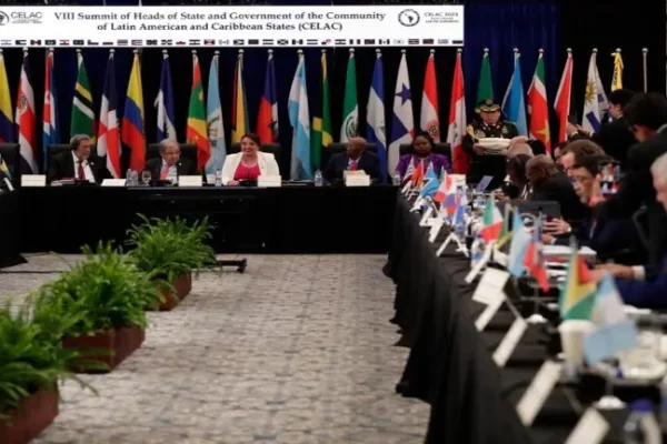 Honduras cancela cumbre de jefas y jefes de Estado de la CELAC