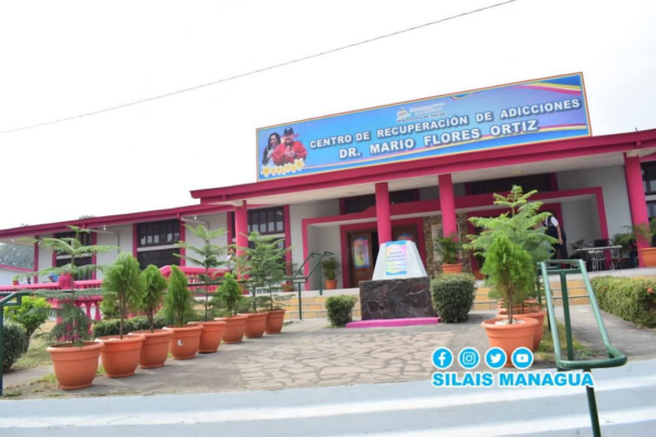 ¿Cómo el Gobierno de Nicaragua apoya a personas con adicciones?