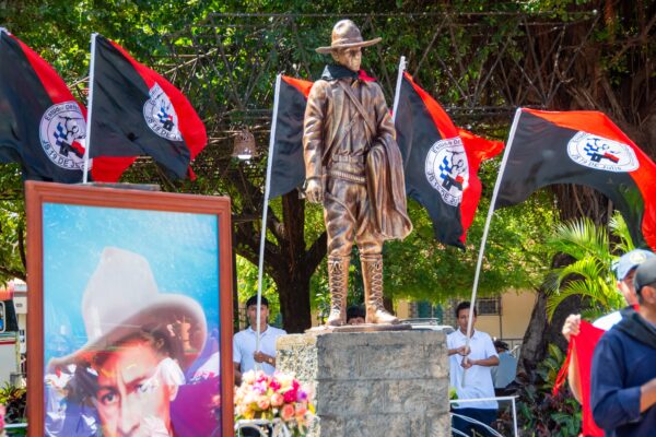 Juventud nicaragüense honra el legado de Sandino con compromiso y acción