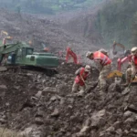 Aumentan a 10 los muertos por deslizamientos de tierra en China