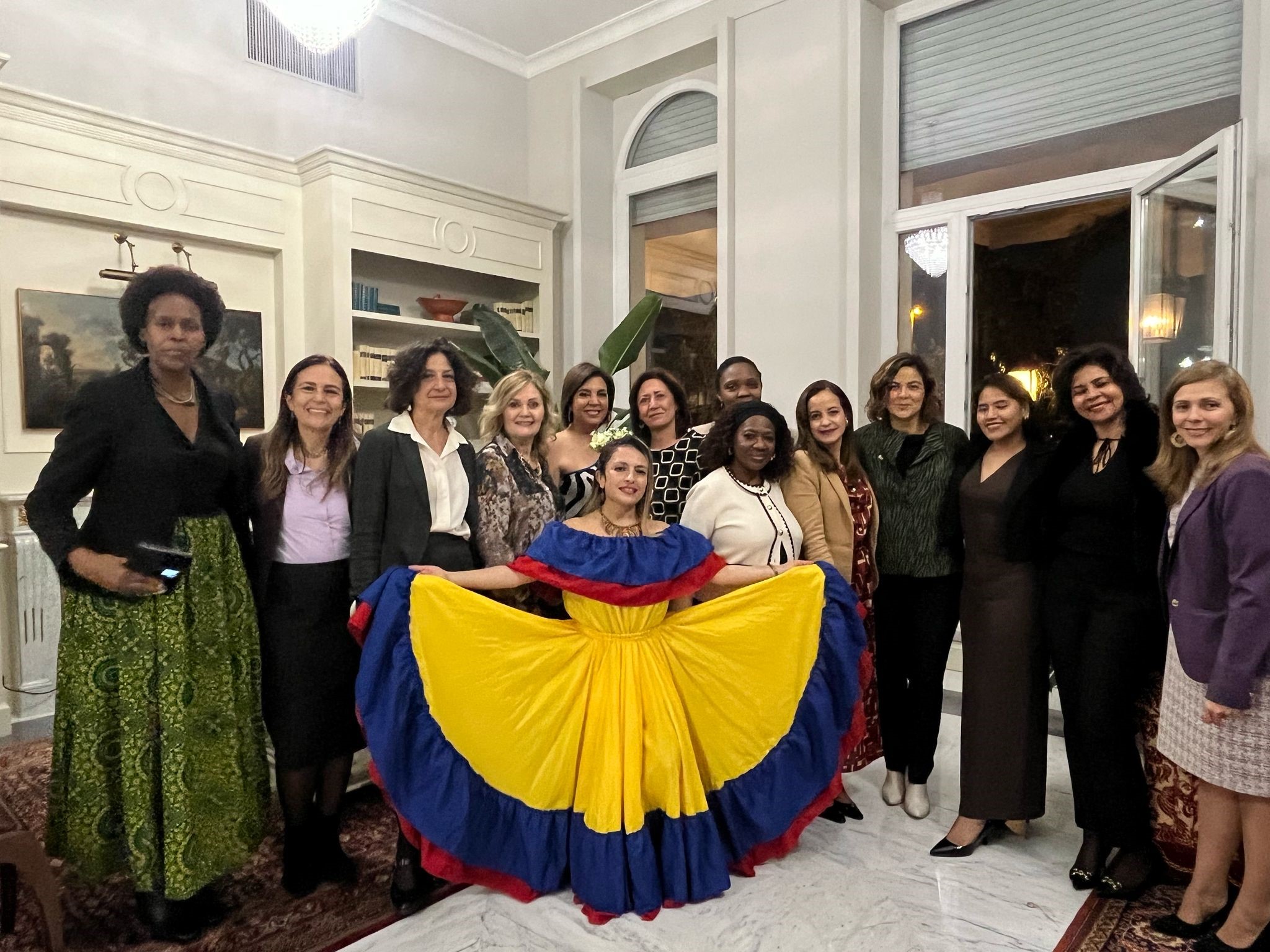 Encuentro de Mujeres Embajadoras fortalece lazos diplomáticos en Italia