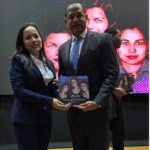 Gobierno de Nicaragua presenta el libro de poemas “Amén de Mariposas” en República Dominicana