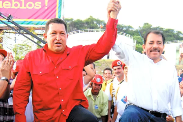Comandante Hugo Chávez: Un milagro en nuestra América Caribeña