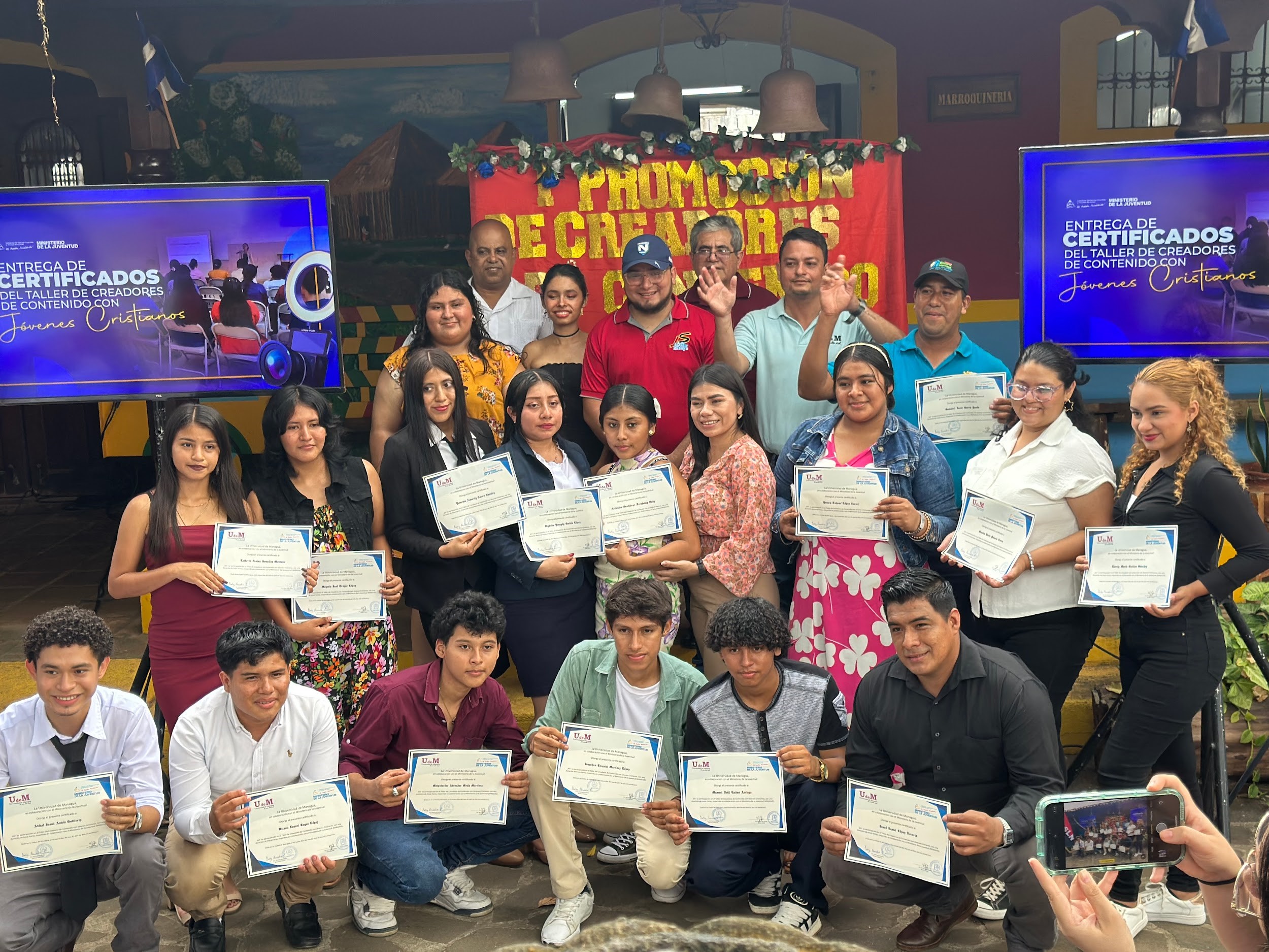 Juventud certifica a líderes cristianos en Primer Taller de Creadores de Contenido