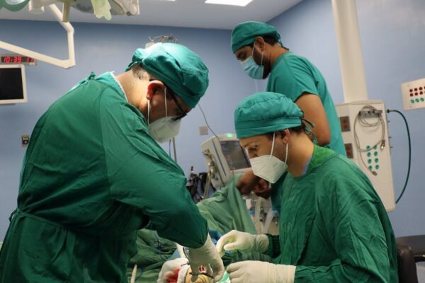 Cirugías especiales de columna en el Hospital Occidental Dr. Fernando Vélez Paiz