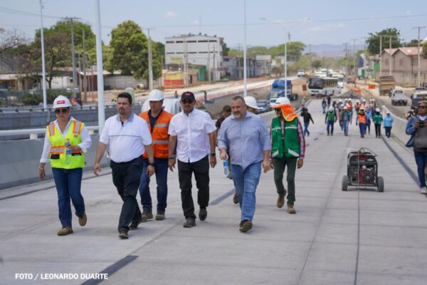 Managua moderniza su infraestructura vial: Avances en la Pista Héroes de la Insurrección