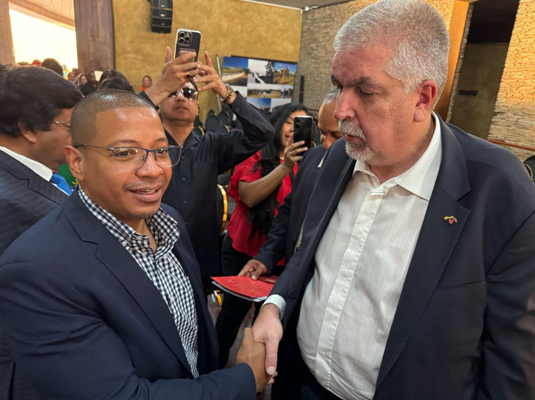 Solidari@s con Venezuela