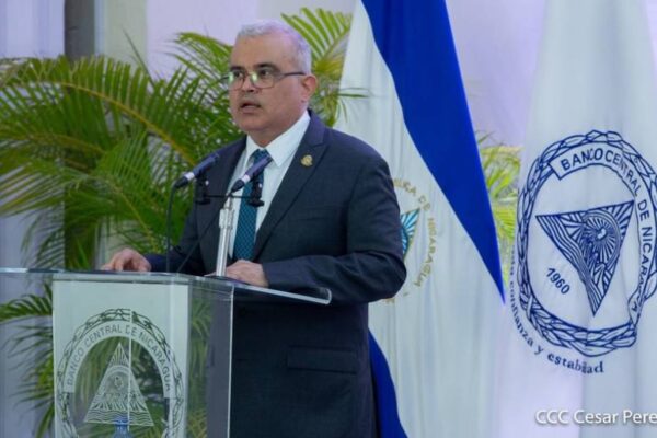 Presidente del BCN y Superintendente de Bancos en XIII Reunión del CMCA y CCSBSO