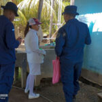 Fuerza Naval y MINSA abatizan 75 casas en El Menco