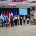 Jóvenes fortalecen su liderazgo y expresión