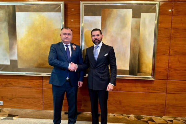 Nicaragua y Osetia del Sur fortalecen lazos en Moscú durante el Día de la Victoria