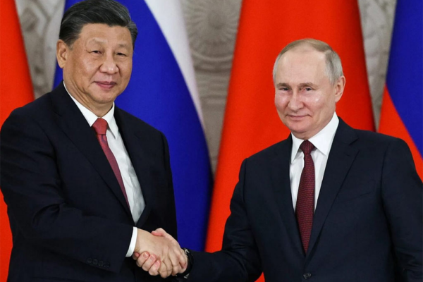 Rusia y China fortalecen cooperación estratégica en el 80º aniversario de la Victoria