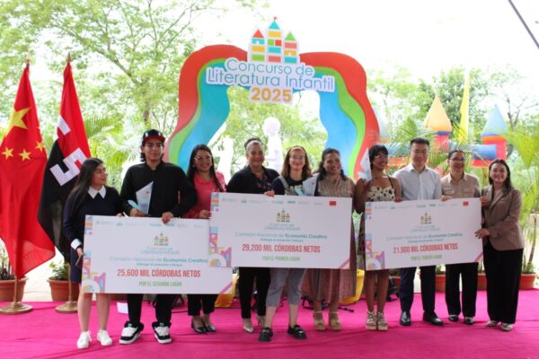 Imaginación y talento florecen en Managua durante premiación del Concurso de Literatura Infantil 2025