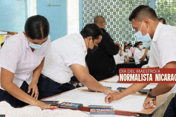 Escuelas normales: 43 años formando a los maestros del país