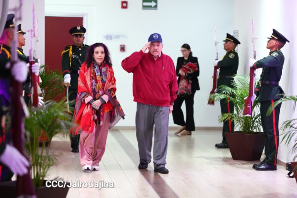 «Somos hermanos”: Comandante Daniel Ortega exalta hermandad con China en aniversario de la Fuerza Aérea