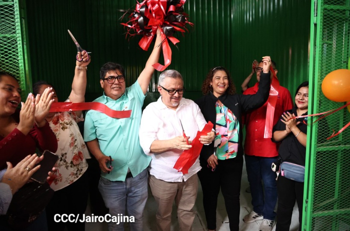 Comerciantes del Mayoreo estrenan nuevo galerón de carnes y perecederos