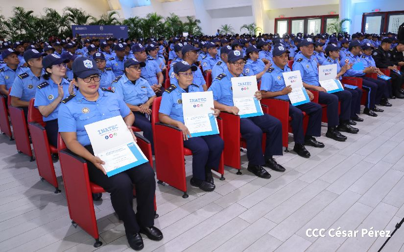 INATEC gradúa a 450 policías en cursos técnicos y anuncian nueva universidad para agosto