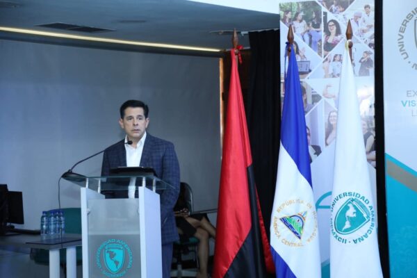 UAM refuerza identidad nacional con la conferencia “Todos San Jacinto”