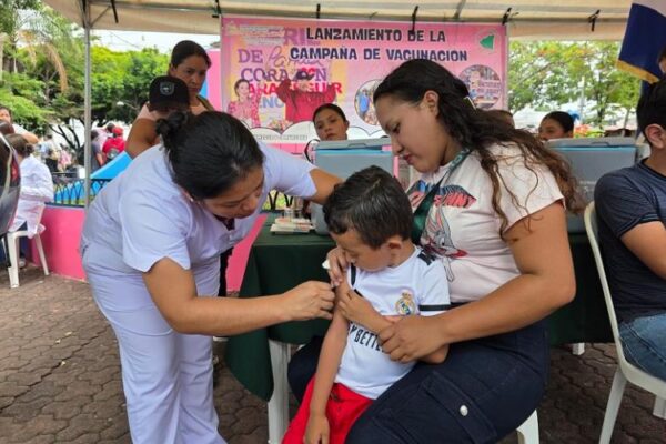 Nicaragua fortalece atención a familias con Alzheimer y refuerza control sanitario en hospitales