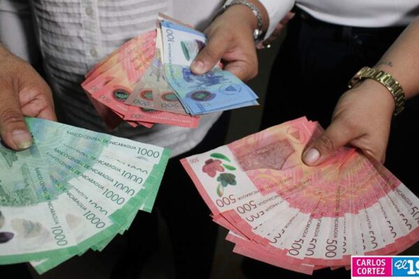 Gobierno de Nicaragua anuncia pago adelantado de salarios del sector público